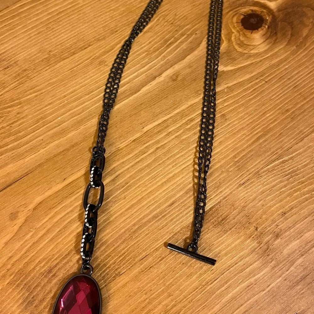 Vintage Cranberry red jewelry set w/ necklace, bracelet & earrings - Picture 4 of 5